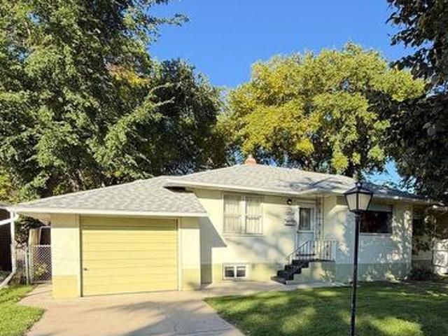 1204 Ewart Avenue, Saskatoon, SK, S7H 2K3 house for sale | Listing ID SK048983 | Royal LePage