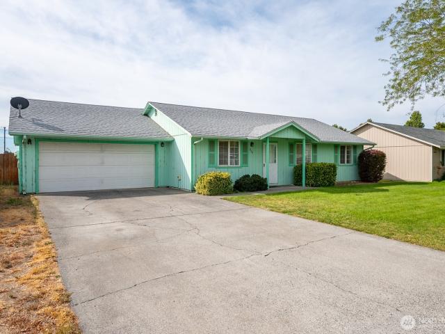 1204 E Hayden Drive