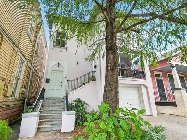1204 Saint Andrew St, New Orleans, LA 70130