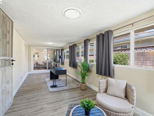 1204 Vistagrand Dr