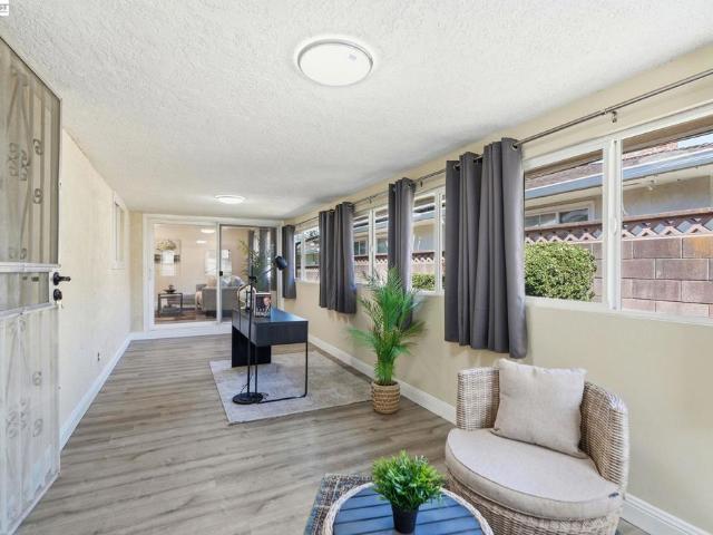 1204 Vistagrand Dr