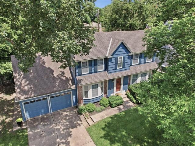 1204 W 69th Street