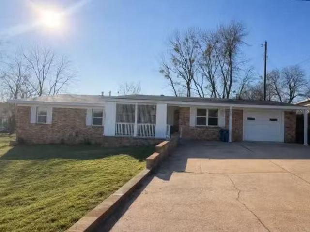 1205 N 18TH ST, OZARK, AR 72949