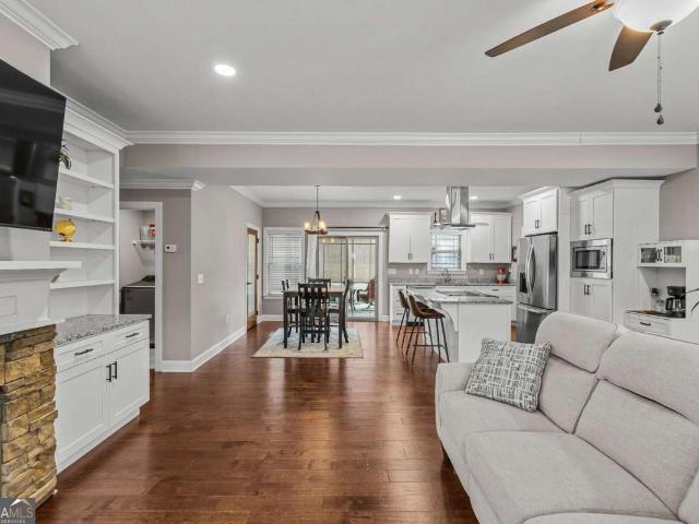 1205 Baggett Road