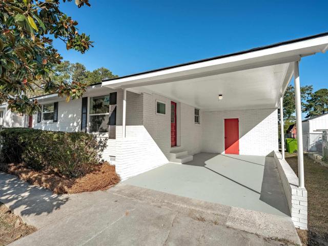 1205 Castle Pinckney Road