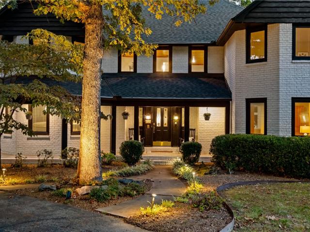 1205 E Hilltop Drive