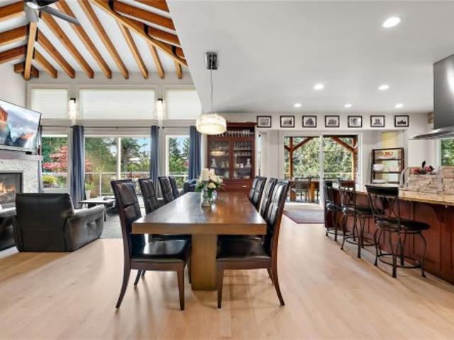 1205 Hillgrove Rd, North Saanich, BC, V8L 5K7 house for sale | Listing ID 1049 | Royal LePage