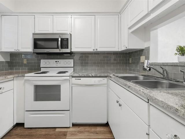 1205 Roaring Springs Road # 1205