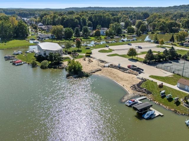 1205 Surfside Circle