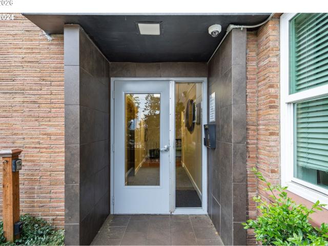 1205 SW Cardinell Dr, Unit 802, Portland, OR 97201 | MLS #415264