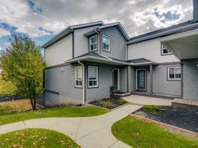 1205 Signal Hill Green Sw, Calgary, AB, T3H 2Y4 townhouse for sale | Listing ID A2347 | Royal LePage