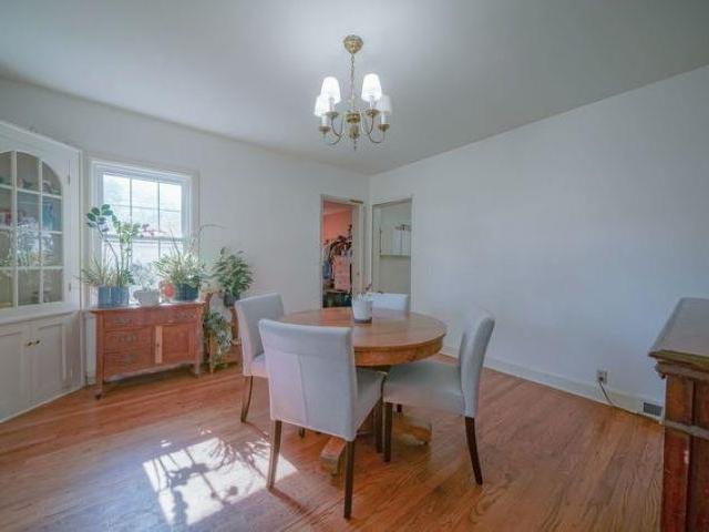 1205 W 6th