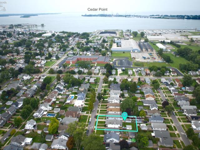 1206 Waverly Road