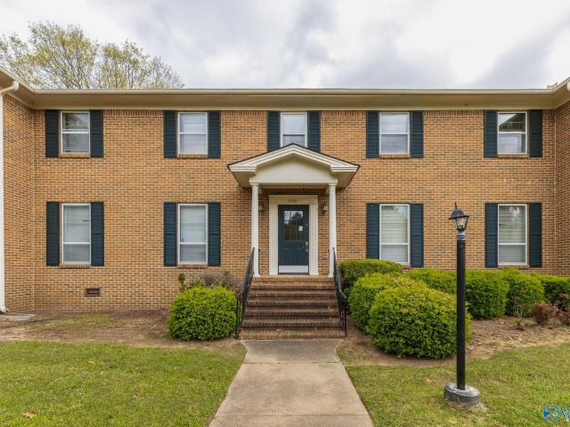 1206 Willowbrook Drive SE D