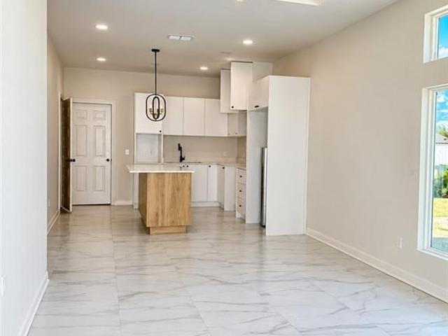 1206 Woodland Trail