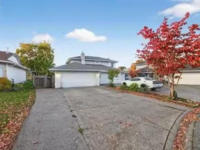 12079 84A Avenue, Surrey, BC, V3W 0S7 house for sale Listin.