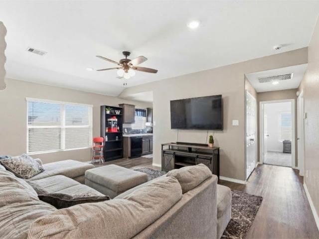 1207 Blue Hazel Court