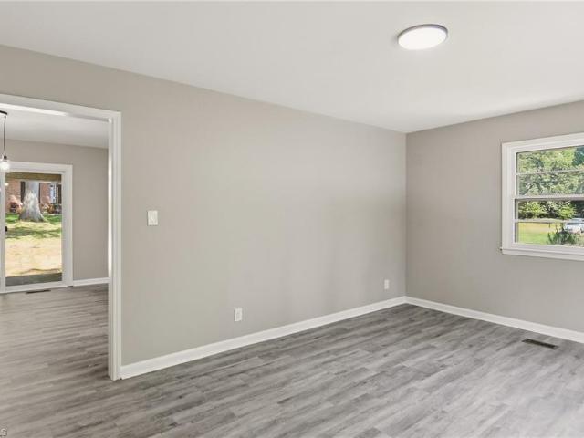 1207 Cliffwood Drive