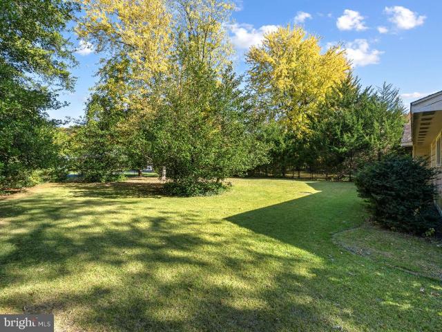 1207 Cotswold Lane