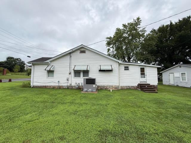 1207 Elm Street