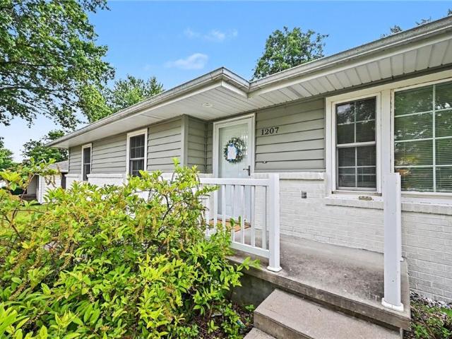 1207 Safari Drive