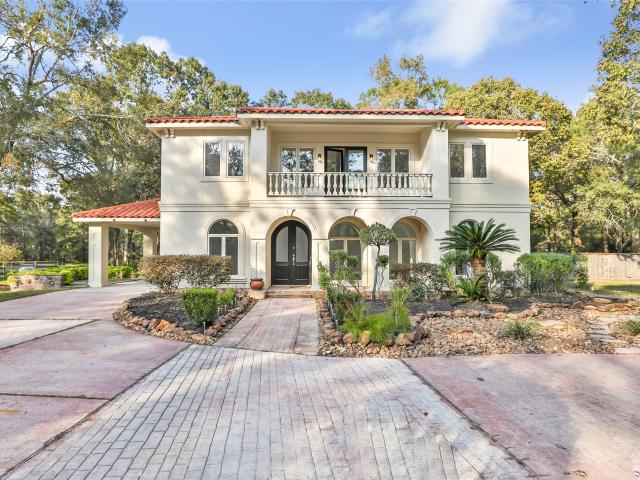 1207 Vista Del Lago Drive