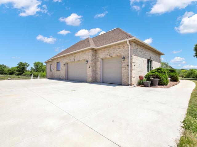 12084 W 7 Mile Rd
