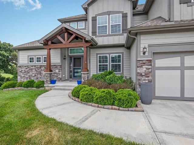 1208 N Silverleaf Court