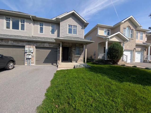 1208 Carfa Crescent