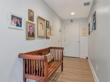 1208 E Kennedy Blvd, Unit 914, Tampa, FL 33602 | MLS #TB8460