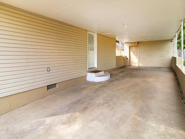 1208 Stratford Drive