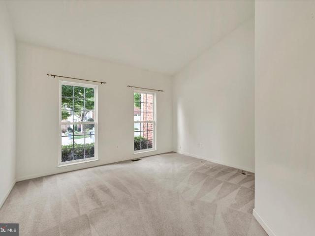 12099 Windsor Moss # 31