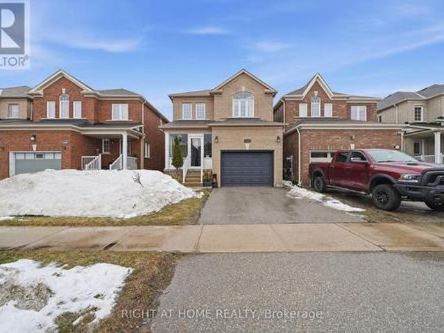 1209 Mary Lou Street, Innisfil, ON, L9S 0C2 house for sale | Listing ID N12900 | Royal LePage