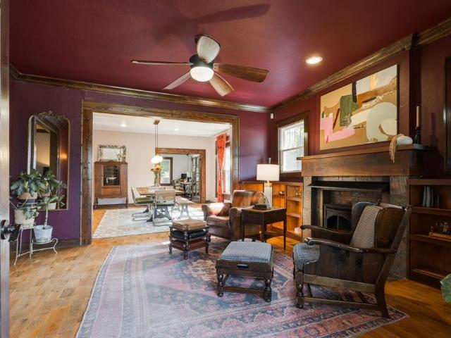 1209 NW 37th Street
