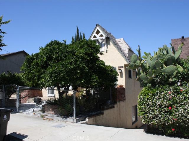 1209 Hyperion Avenue