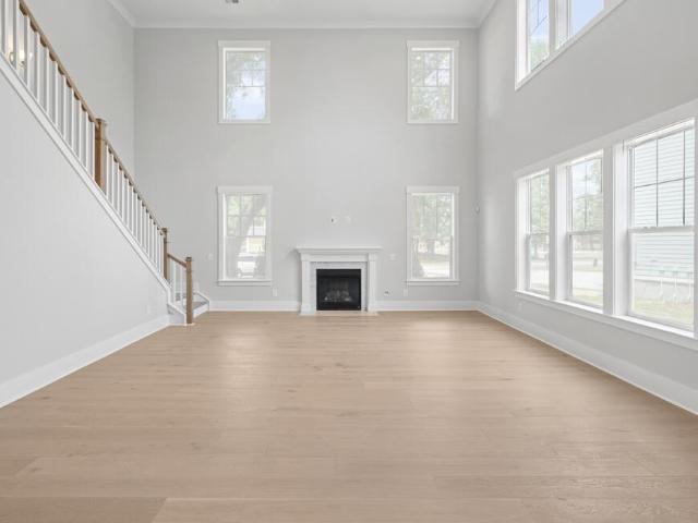 1209 Harriman Lane