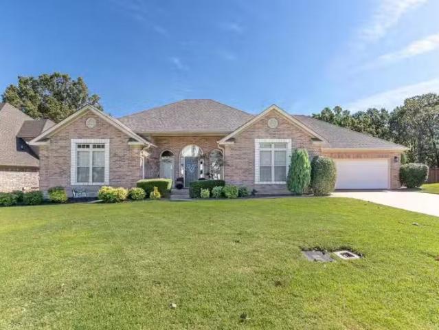 1209 LAYMAN DR, JONESBORO, AR 72404