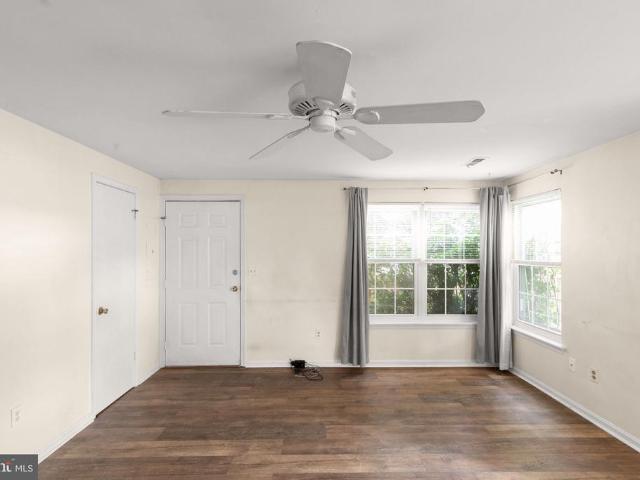 1209 Liberty Square # 11