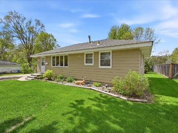 1209 Vincent Place