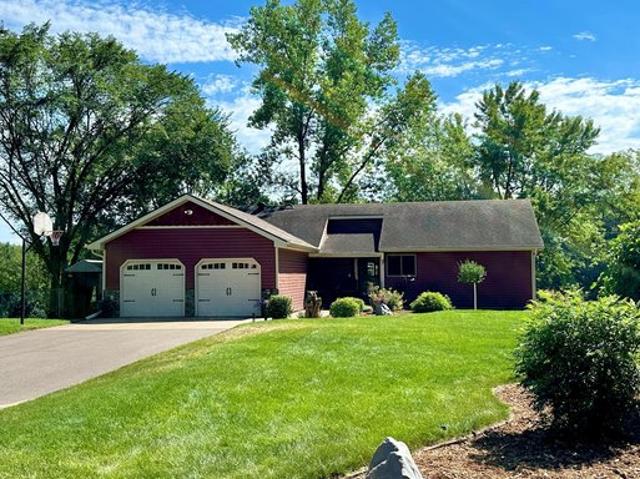 1209 52nd St, Hudson, WI 54016
