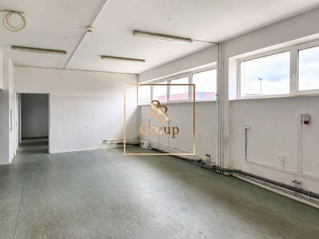 1200 m2 na studio nagrań, adaptacja, parking