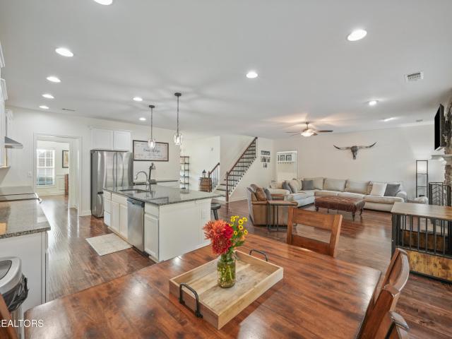 1200 Odyssey Lane