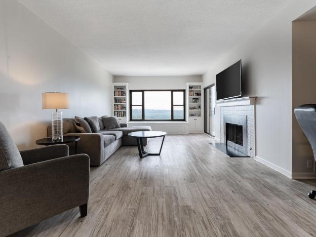 1200 Beacon Parkway E # 704