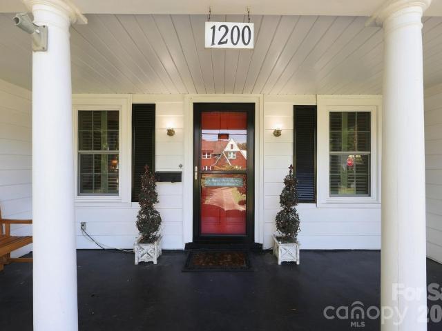 1200 Central Drive