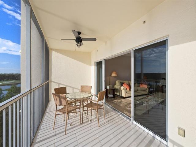 1200 Country Club Dr, Unit 5402, Largo, FL 33771 | MLS #TB8409