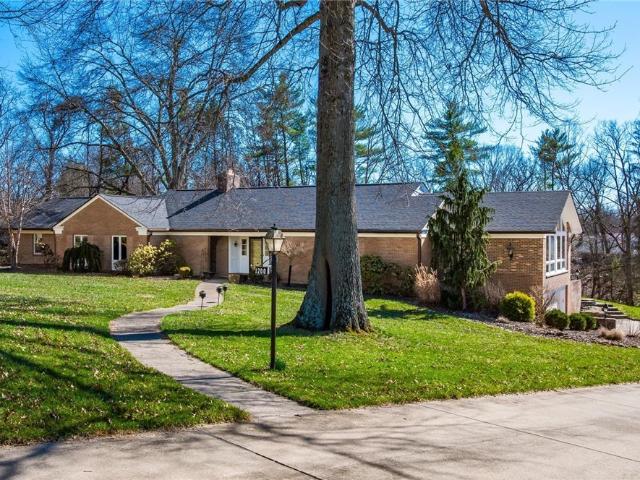 1200 East Drive