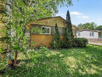 1200 love Street
