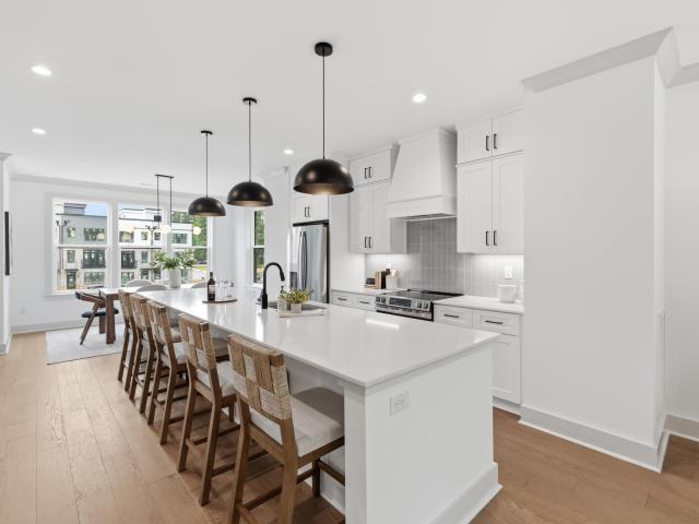 1200 Redwood Road