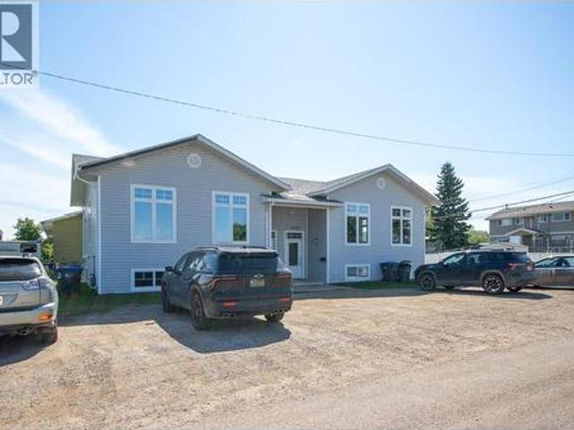 1200 Street, Dawson Creek, BC, V1G 3J8 house for sale | Listing ID 10393 | Royal LePage