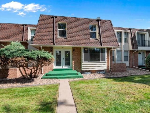 1200 S Monaco Street Parkway #27, Denver, US, CO